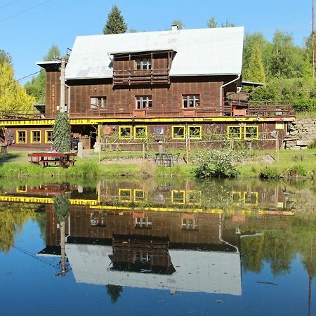 Hostinec U Certova Mlyna Libavske Udoli Esterno foto